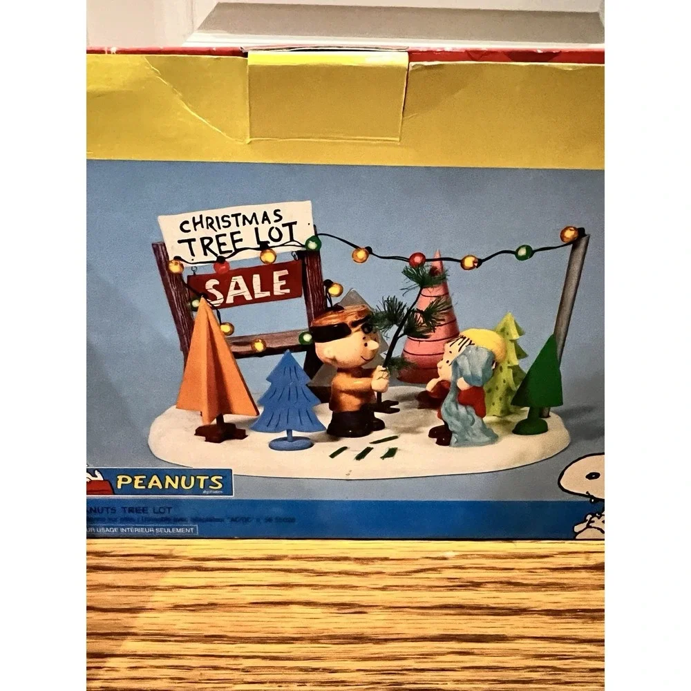Department 56 Peanuts Tree Lot Christmas Charlie Brown Linus 2004 59104 Light Up